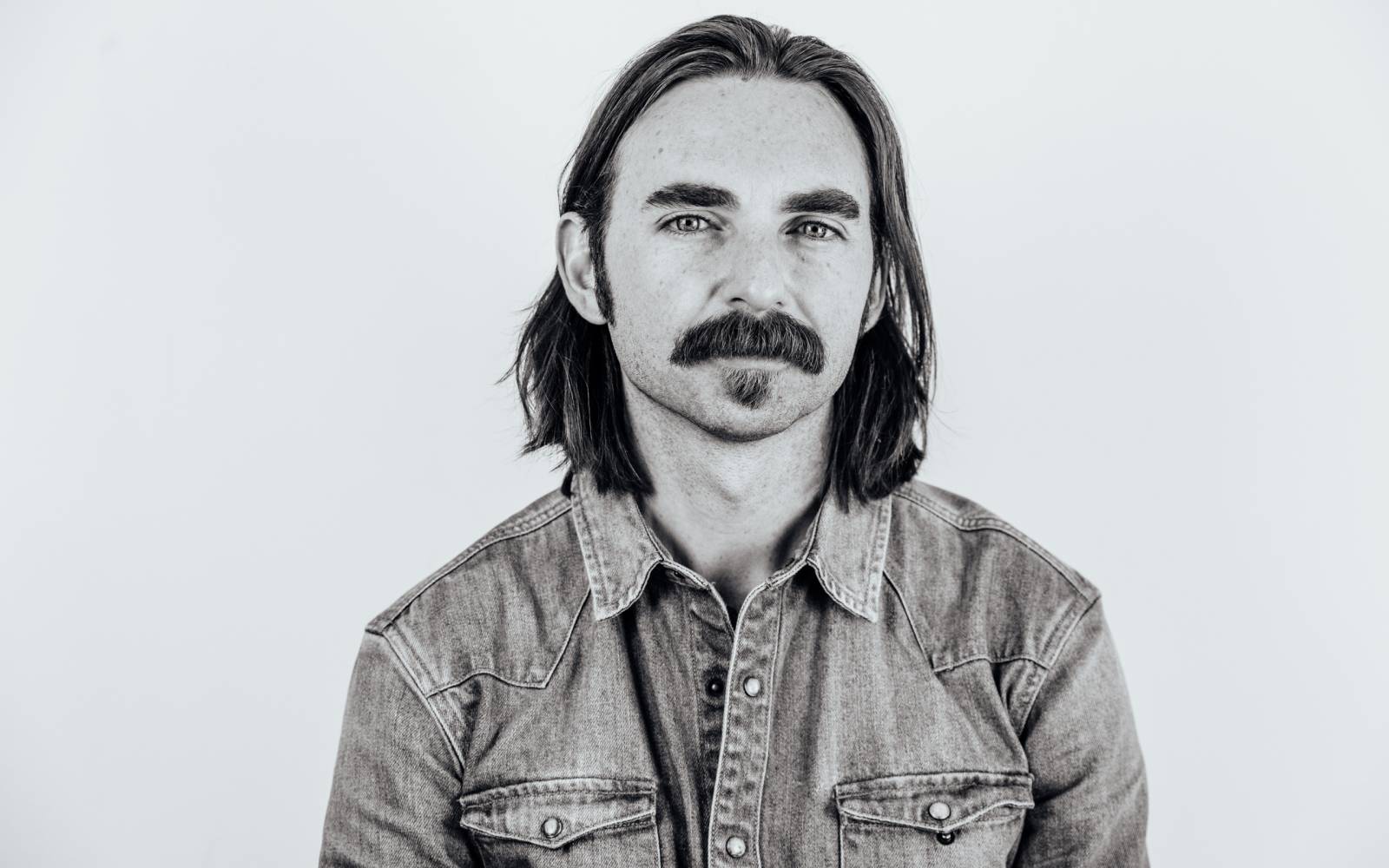 Sam Lewis over for March gigs in NL